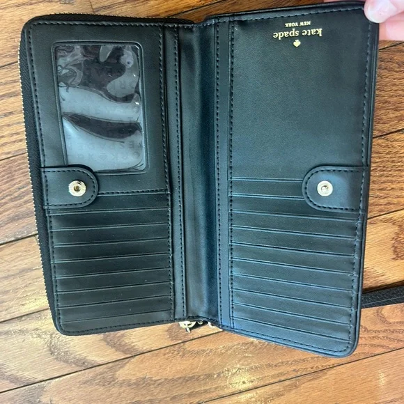 Kate Spade wallet - Picture 4 of 5